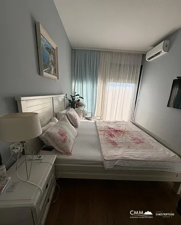 Bar'da iki yatak odalı daire, 96 m²